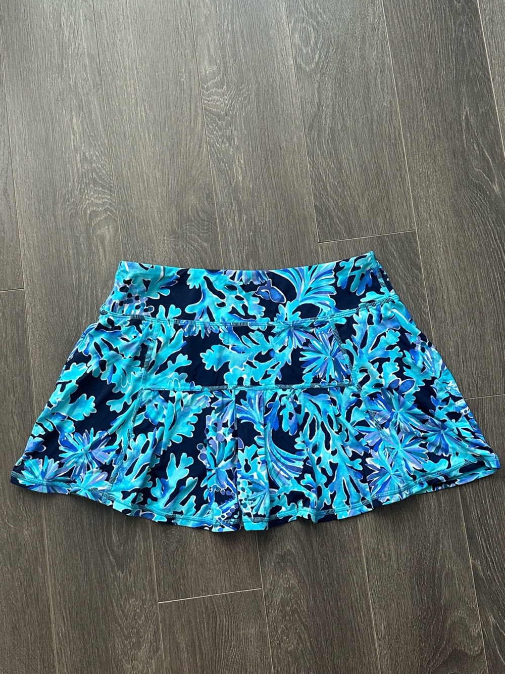 Lilly Pulitzer Turquoise Floral Luxletic Skirt/Skort - Picture 2 of 6